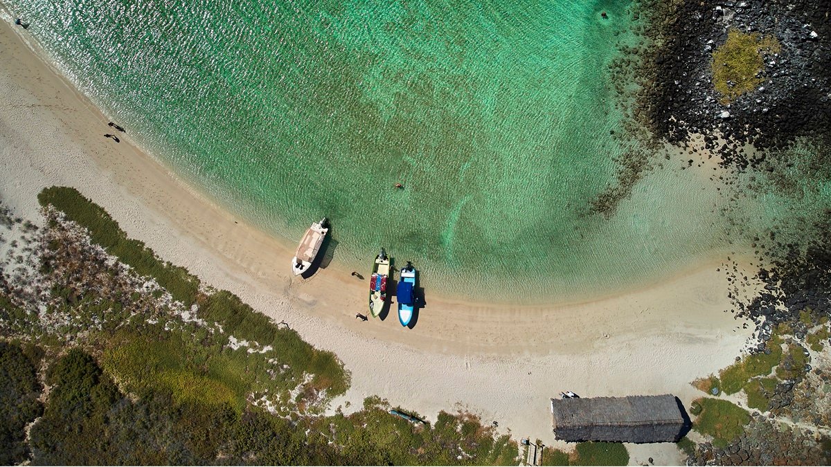 Despertar frente a la Marina: El encanto de hospedarte junto al mar de Loreto